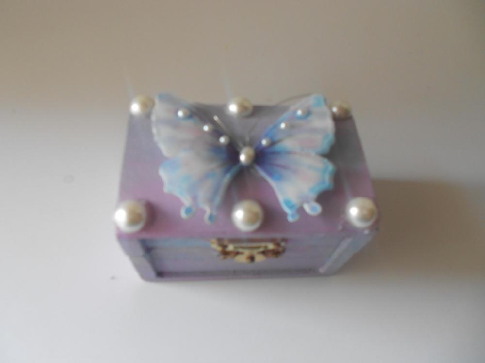 Butterfly Themed Engagement Wedding Ring Keepsake Box